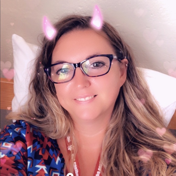 Meet your Posher, Christina - Picture 1 of 1